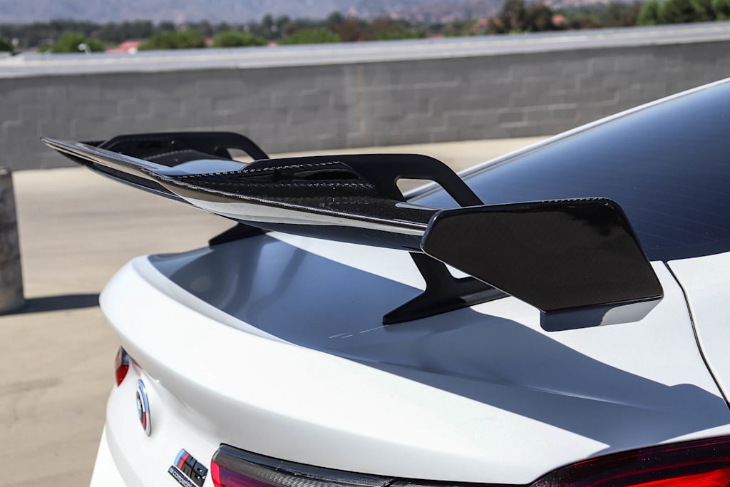 Thumbnail: 2023 BMW M8 - 33