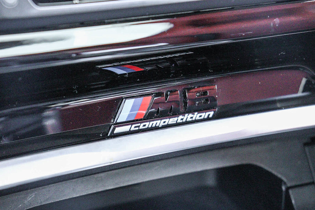 Thumbnail: 2023 BMW M8 - 6