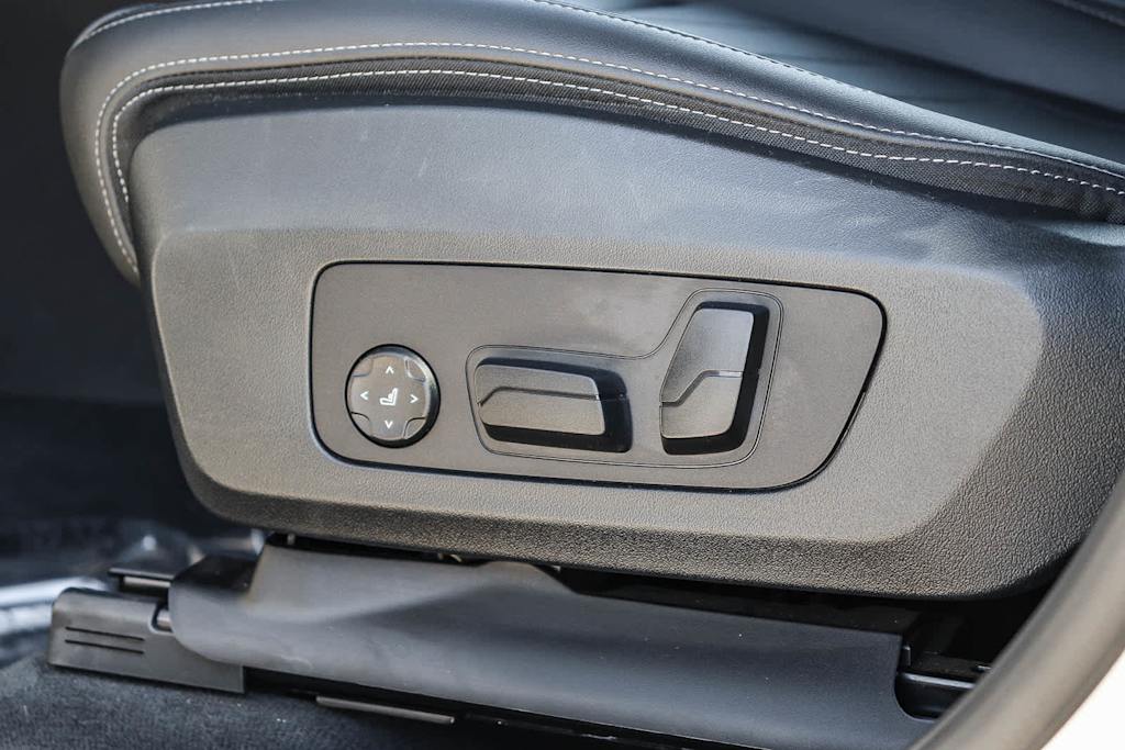 Thumbnail: 2023 BMW X1 - 25