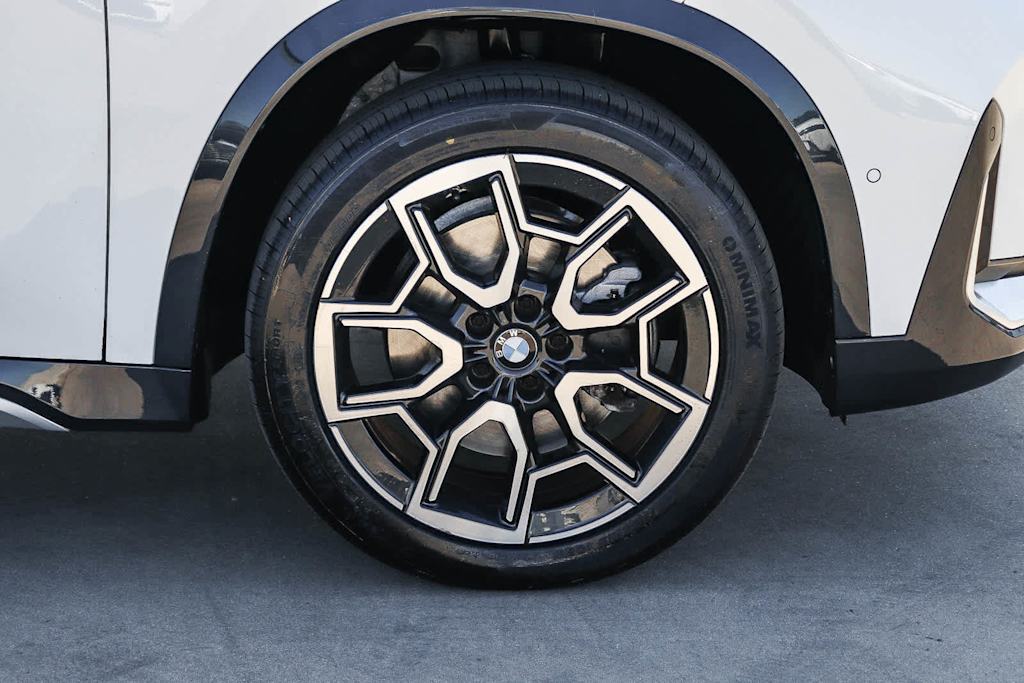 Thumbnail: 2023 BMW X1 - 7