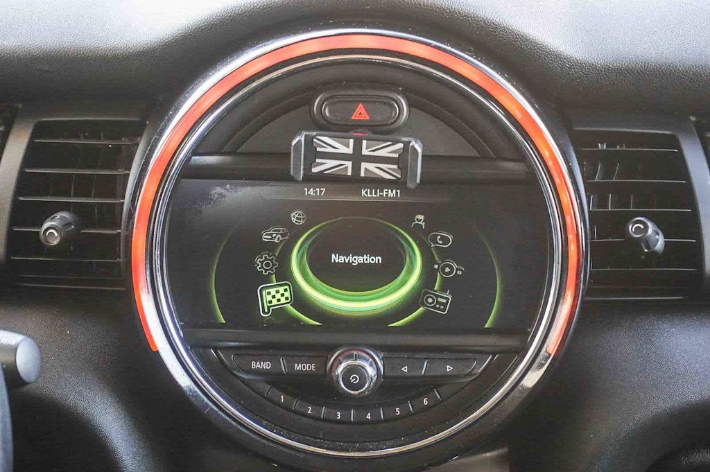Thumbnail: 2018 MINI Cooper - 26