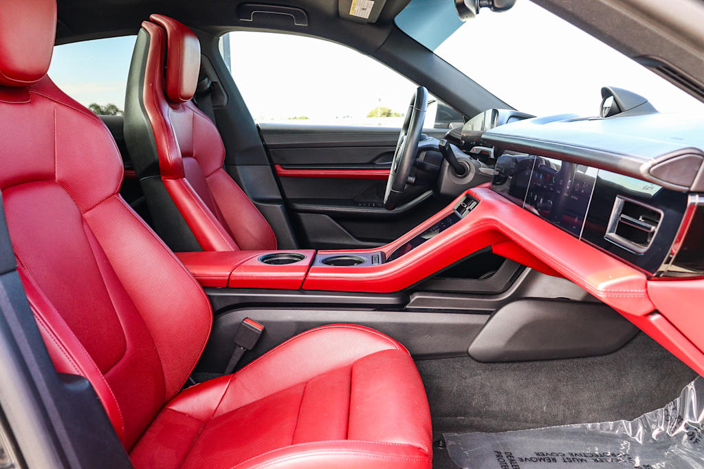 Thumbnail: 2020 Porsche Taycan - 8