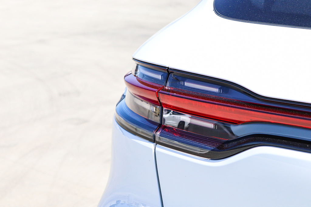 Thumbnail: 2020 Porsche Macan - 6
