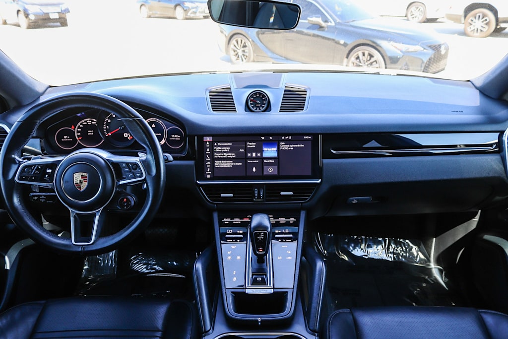 Thumbnail: 2020 Porsche Cayenne - 2