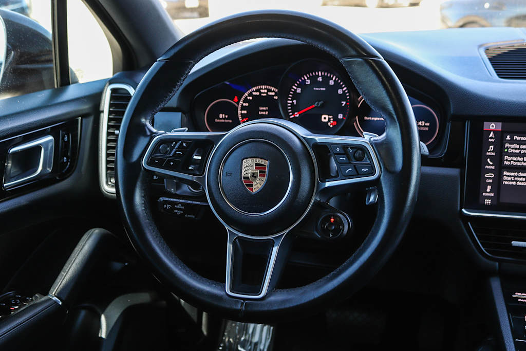 Thumbnail: 2020 Porsche Cayenne - 13