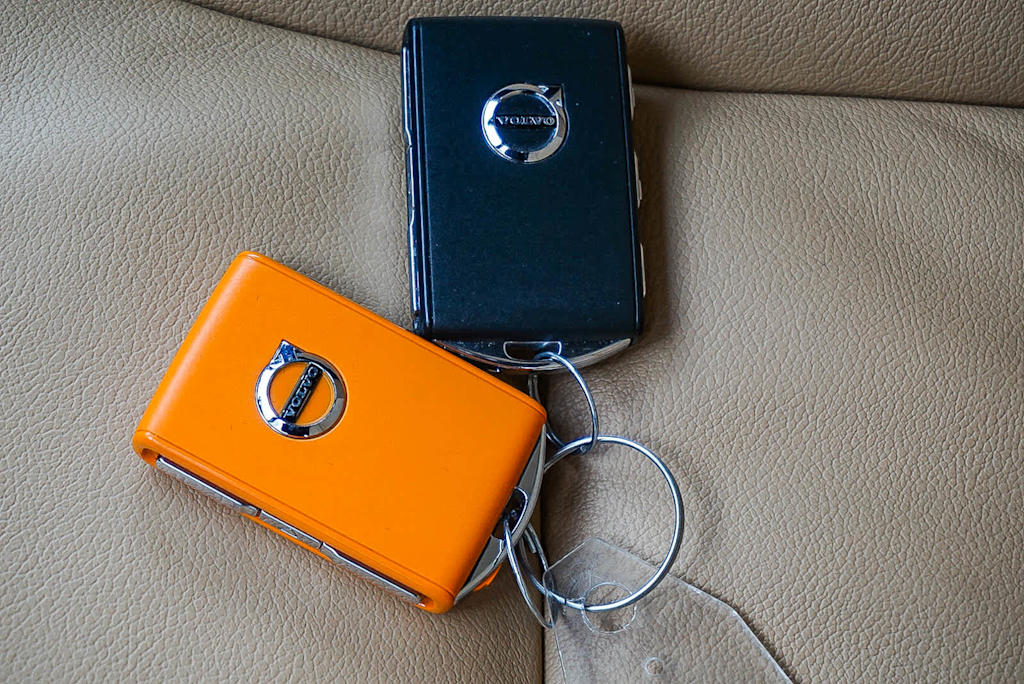 Thumbnail: 2022 Volvo XC40 - 34