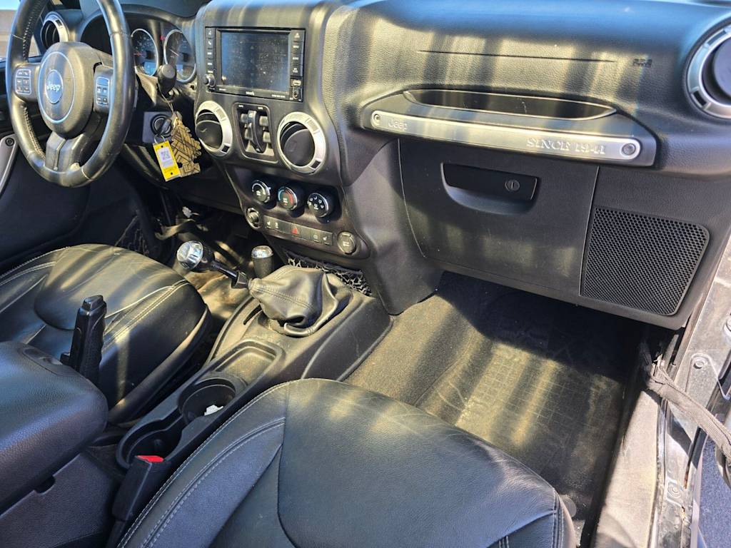 Thumbnail: 2015 Jeep Wrangler - 2