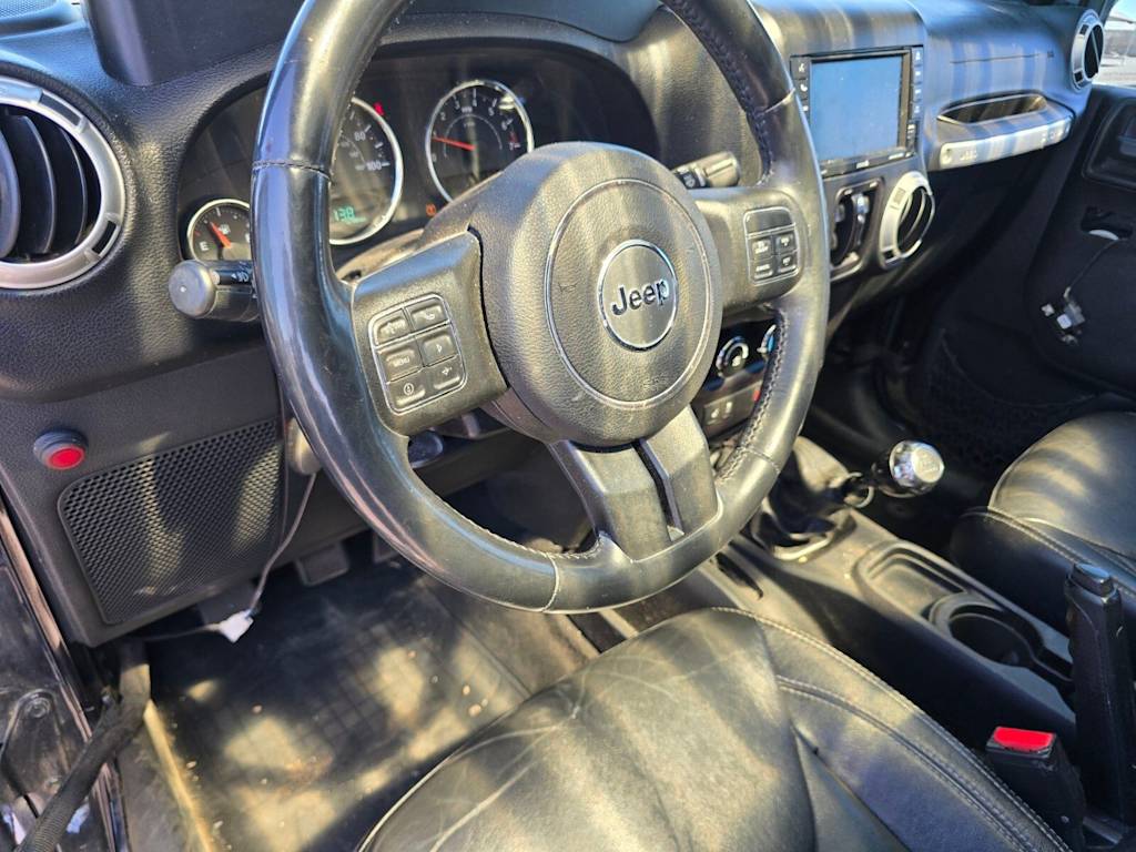 Thumbnail: 2015 Jeep Wrangler - 7