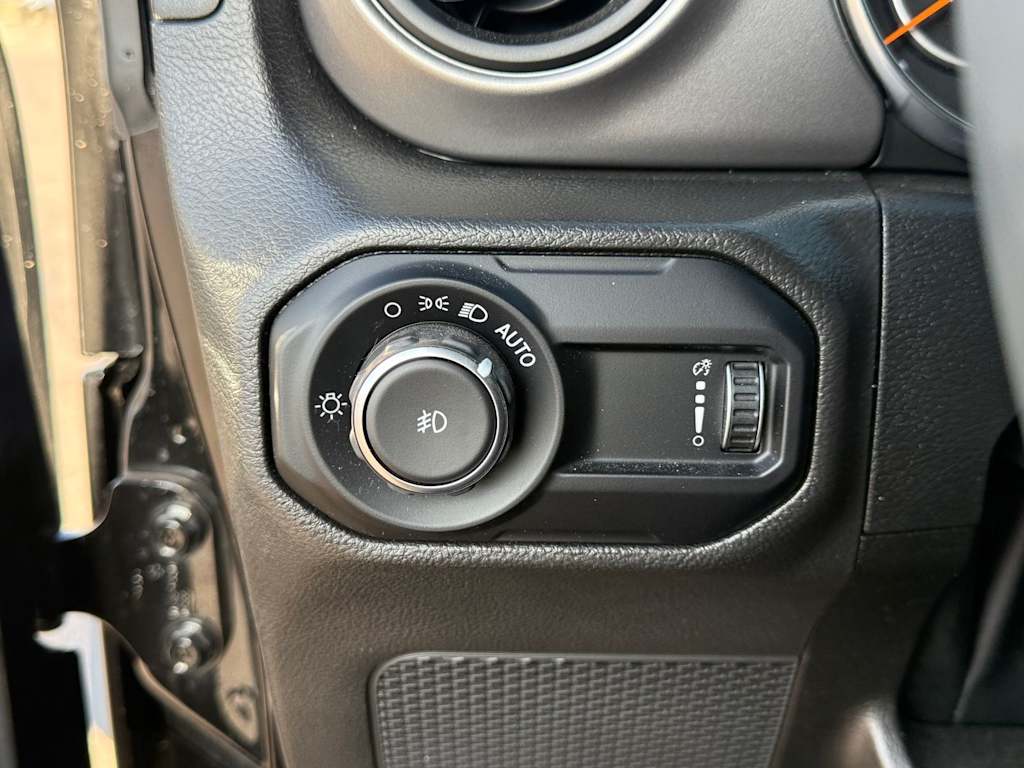 Thumbnail: 2023 Jeep Wrangler - 22
