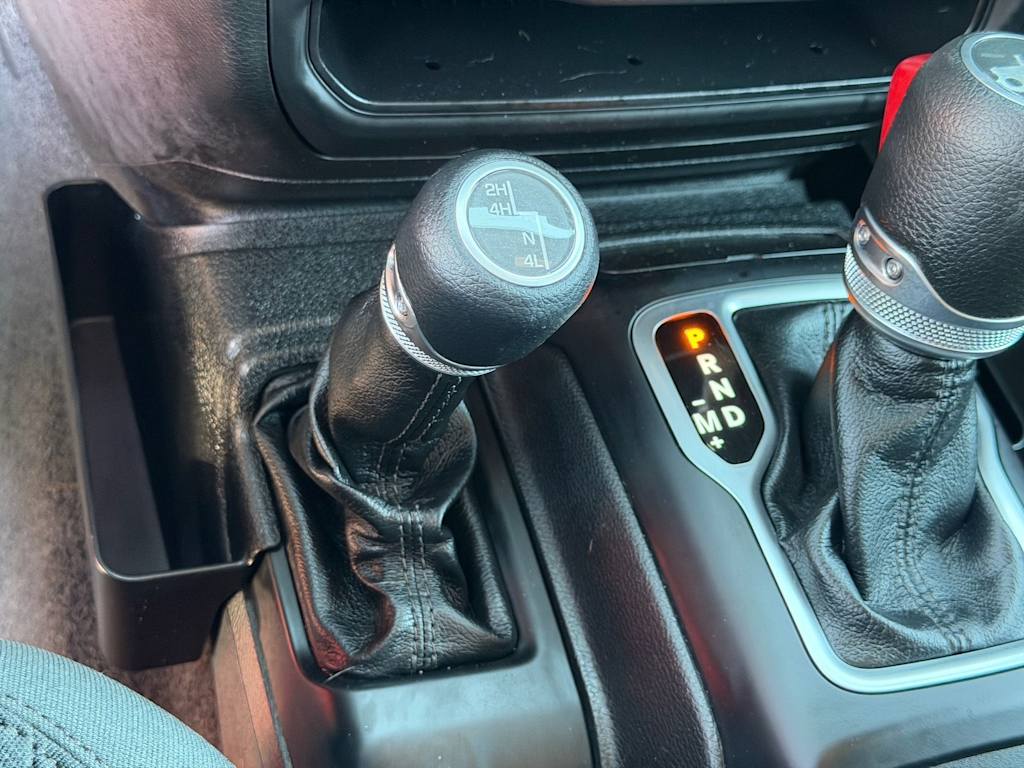 Thumbnail: 2018 Jeep Wrangler - 30