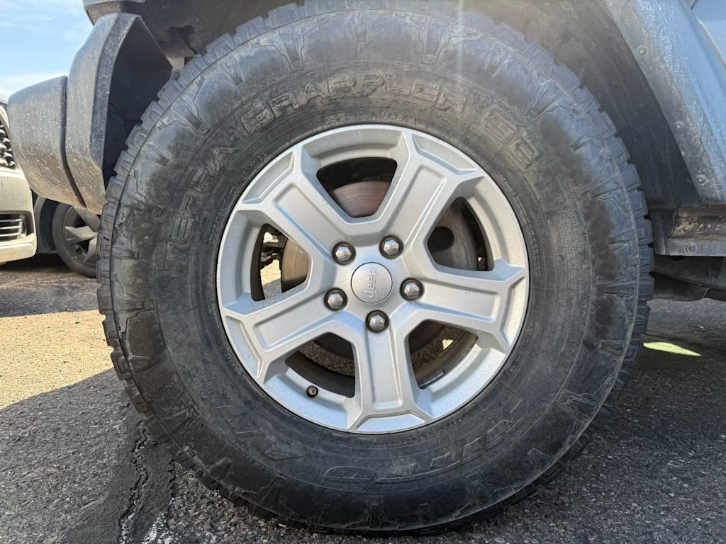 Thumbnail: 2018 Jeep Wrangler - 4