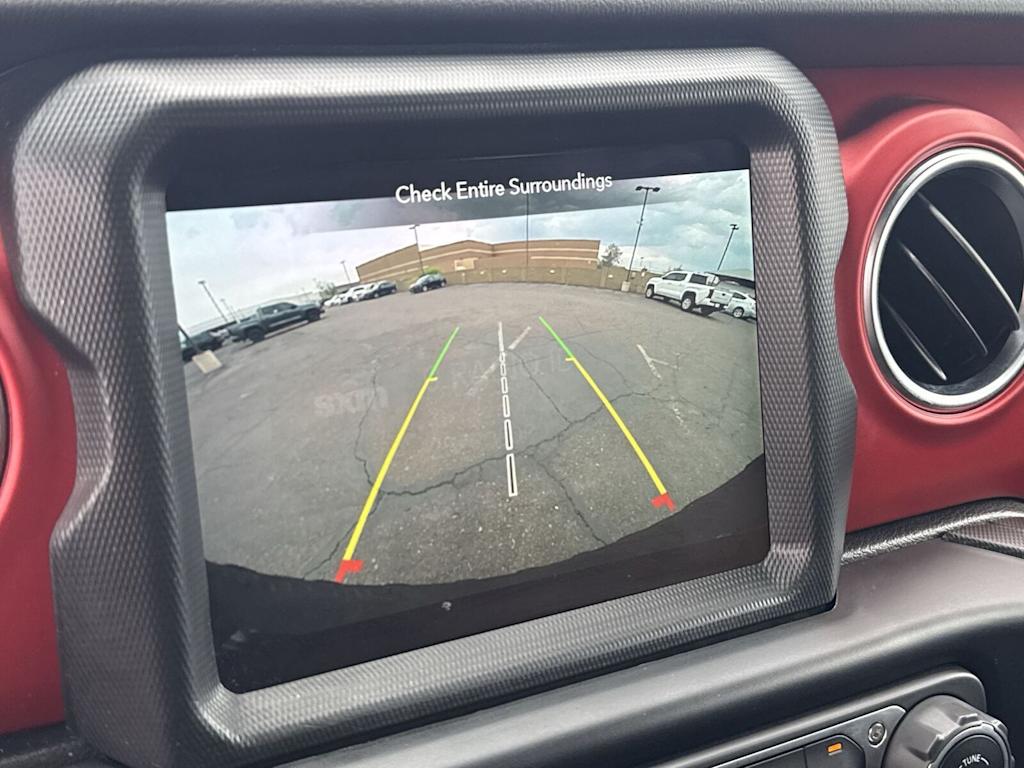 Thumbnail: 2022 Jeep Wrangler - 24