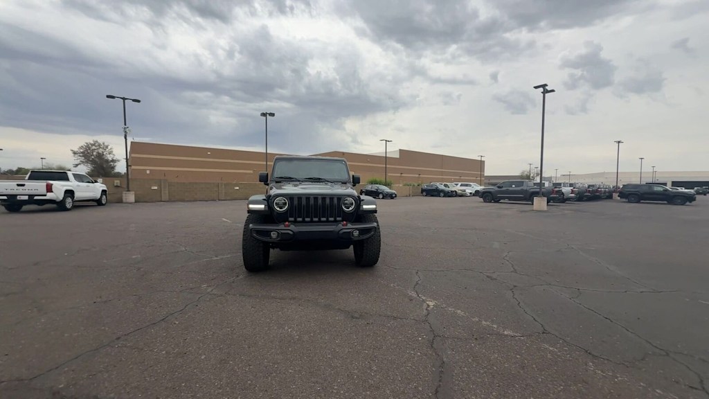 Thumbnail: 2022 Jeep Wrangler - 15