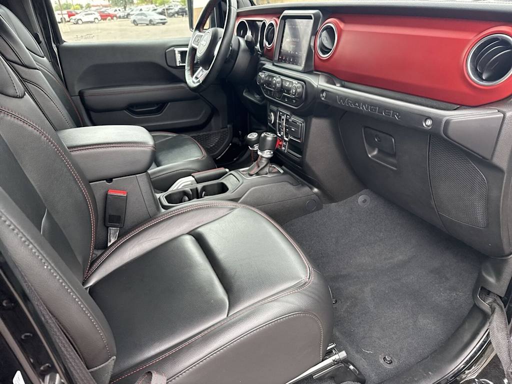 Thumbnail: 2022 Jeep Wrangler - 8