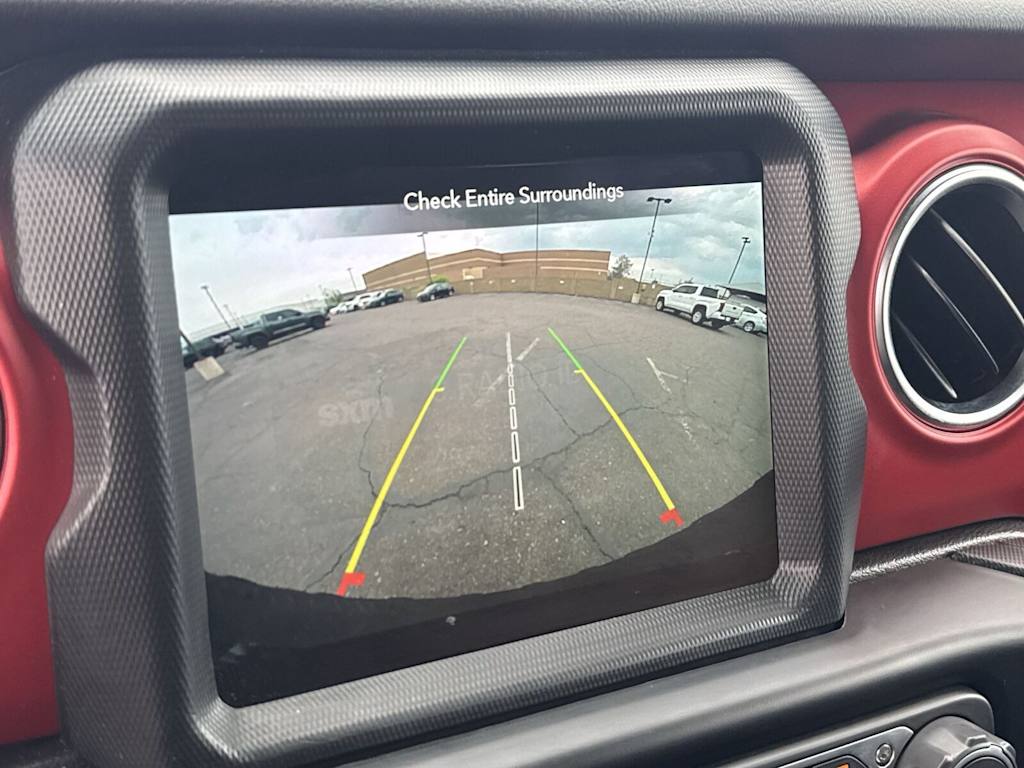 Thumbnail: 2022 Jeep Wrangler - 23