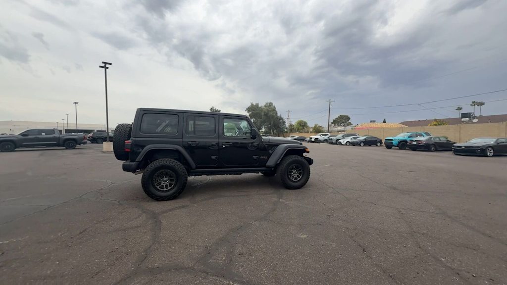 Thumbnail: 2022 Jeep Wrangler - 17