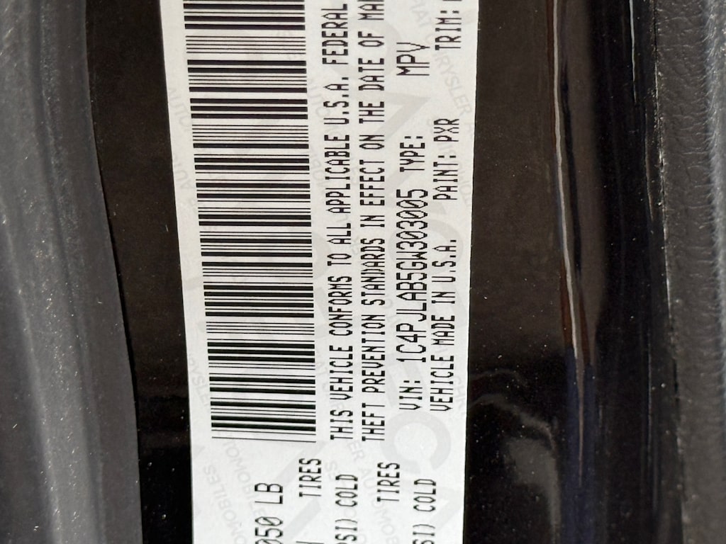 Thumbnail: 2016 Jeep Cherokee - 11