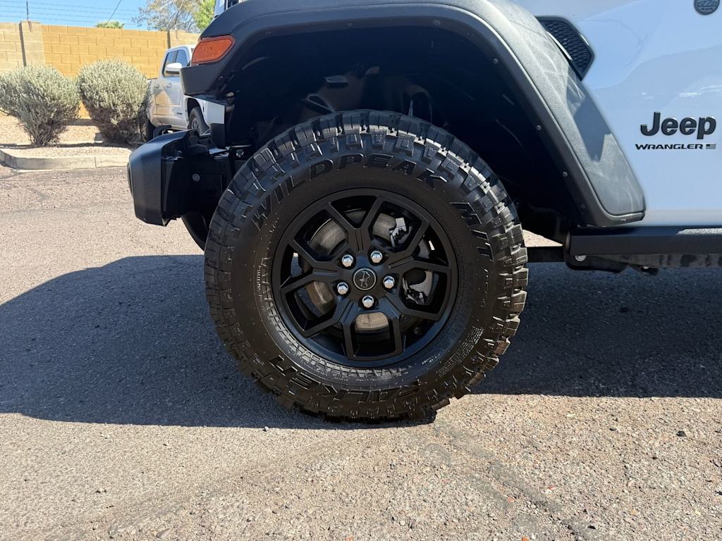 Thumbnail: 2024 Jeep Wrangler - 8