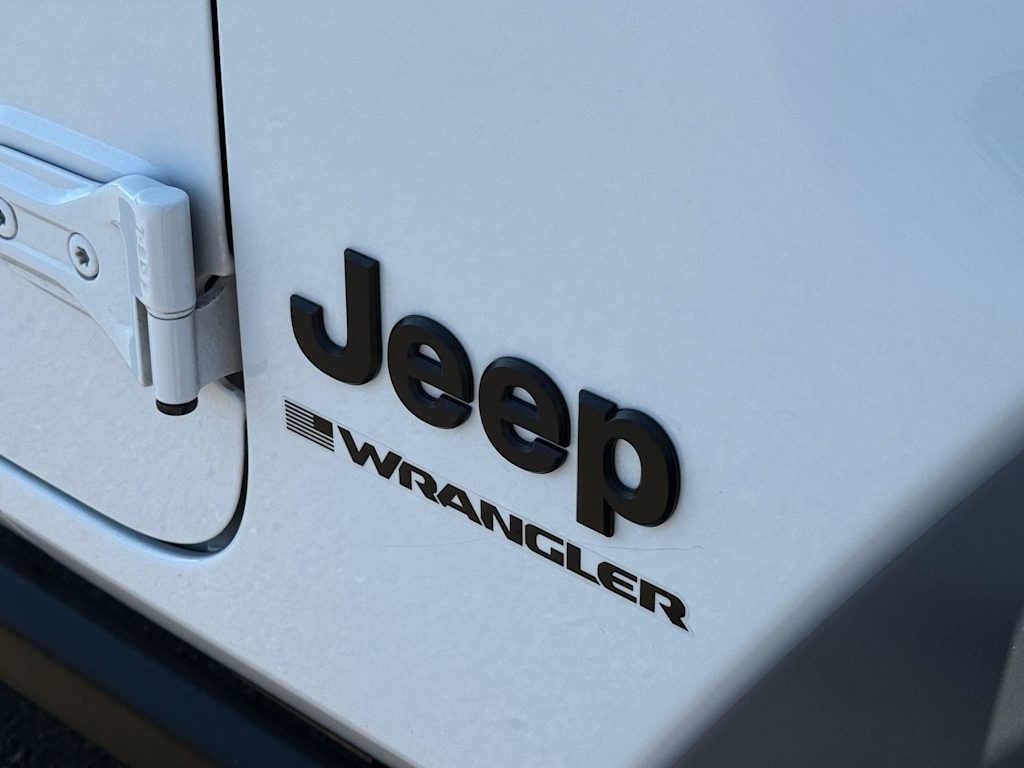 Thumbnail: 2024 Jeep Wrangler - 7