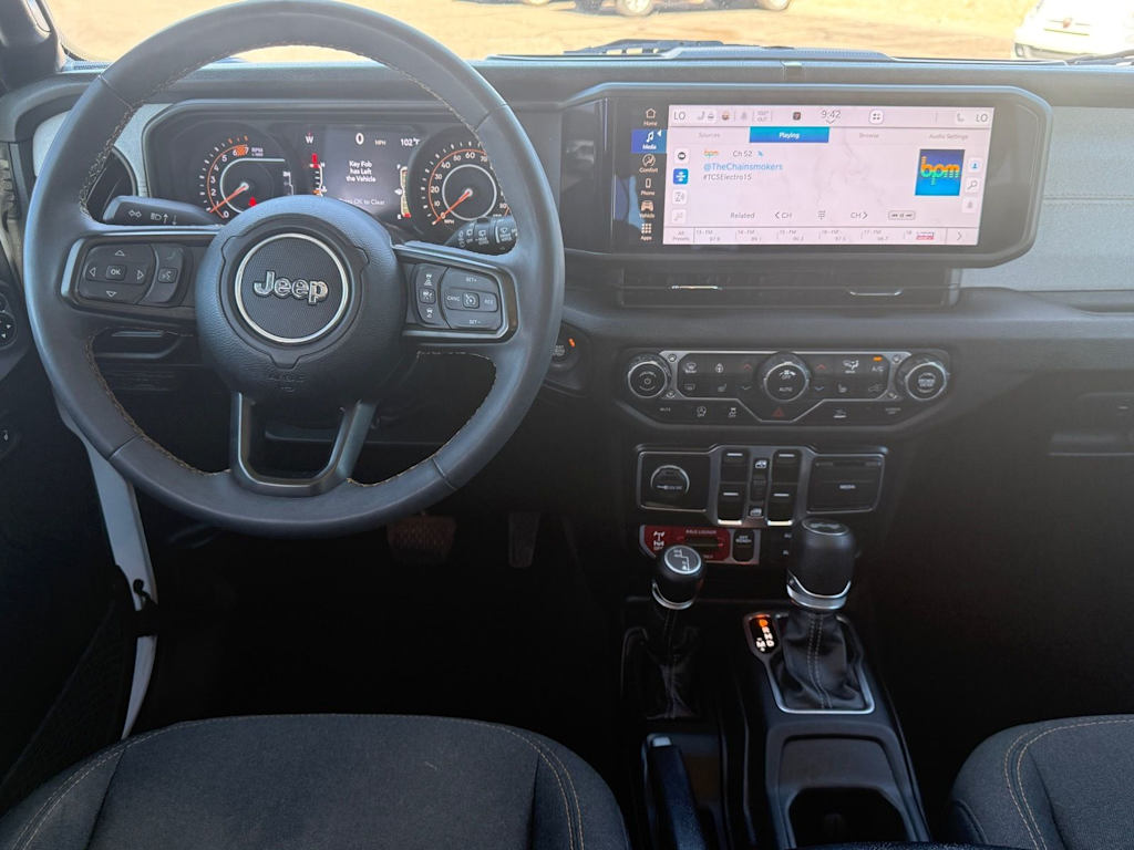 Thumbnail: 2024 Jeep Wrangler - 9