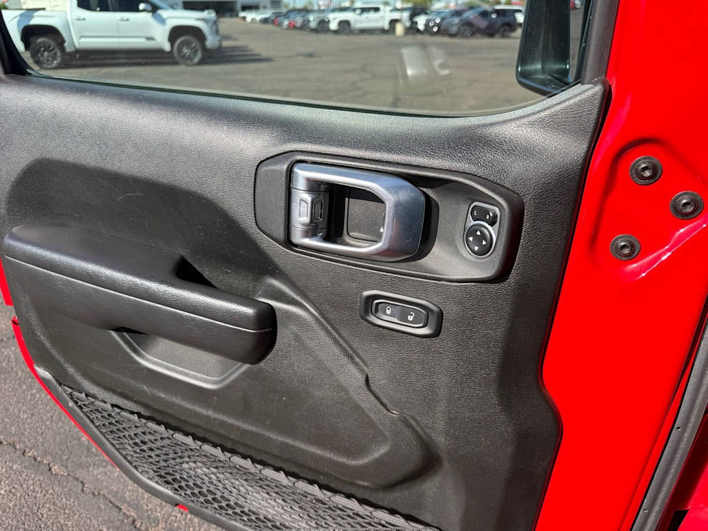 Thumbnail: 2024 Jeep Wrangler - 20