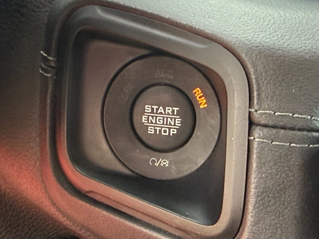 Thumbnail: 2024 Jeep Wrangler - 28