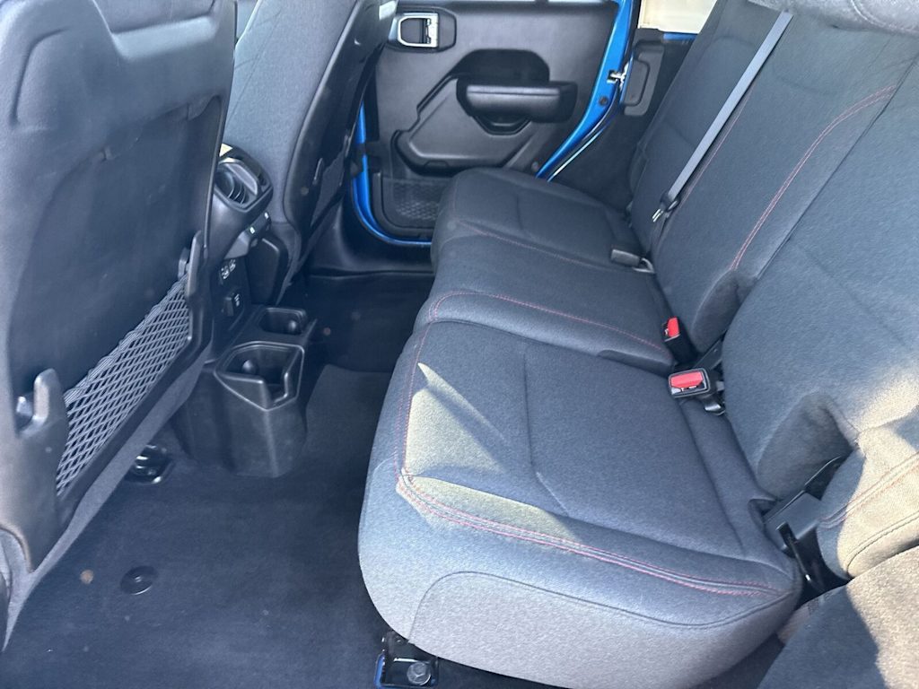 Thumbnail: 2025 Jeep Wrangler - 19