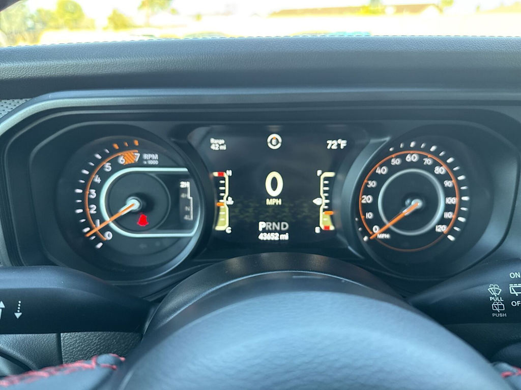 Thumbnail: 2025 Jeep Wrangler - 14