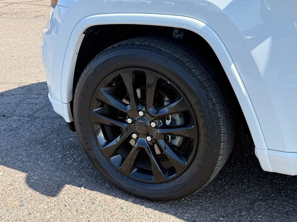 Thumbnail: 2018 Jeep Grand Cherokee - 5
