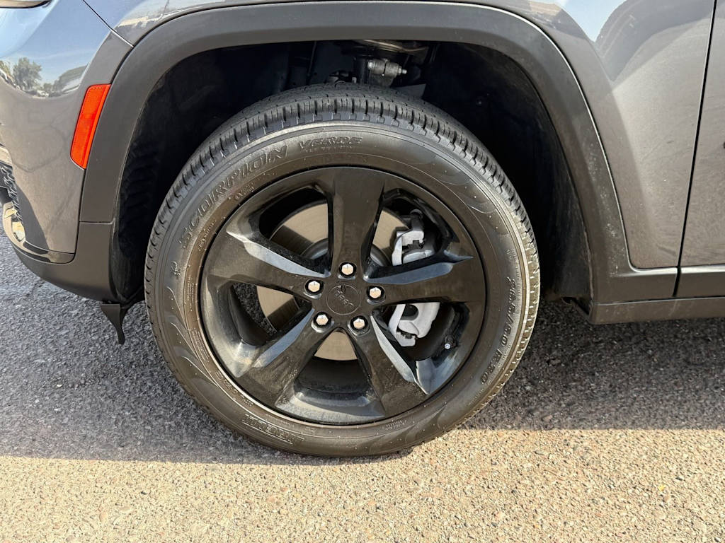 Thumbnail: 2023 Jeep Grand Cherokee L - 5