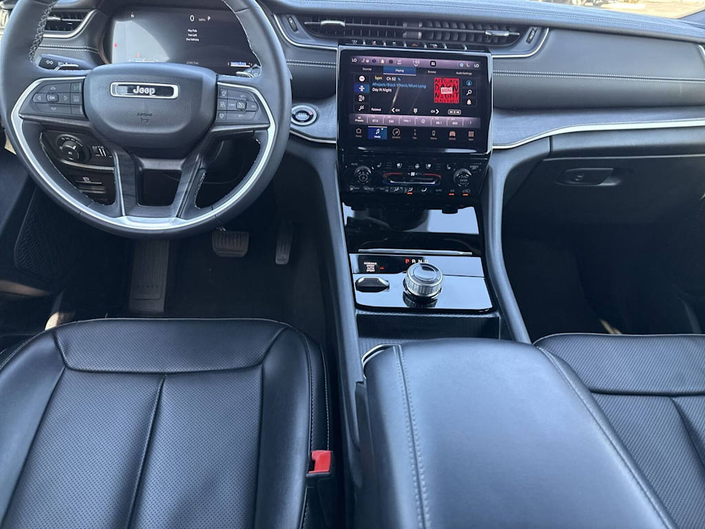 Thumbnail: 2024 Jeep Grand Cherokee L - 2