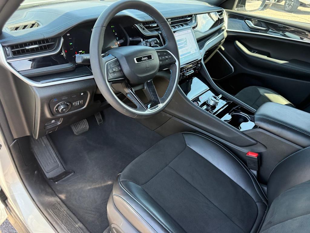 Thumbnail: 2022 Jeep Grand Cherokee - 6