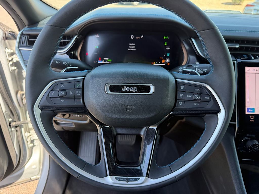 Thumbnail: 2022 Jeep Grand Cherokee - 9