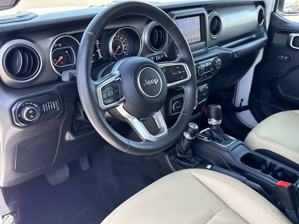 Thumbnail: 2020 Jeep Gladiator - 11