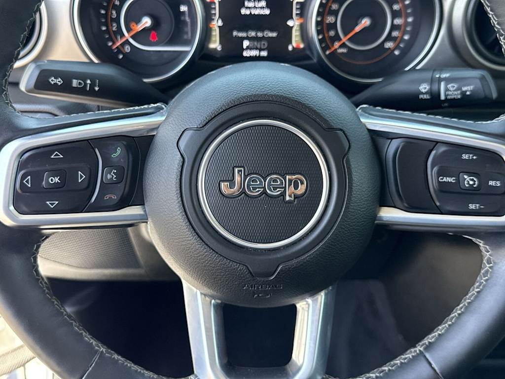 Thumbnail: 2020 Jeep Gladiator - 24