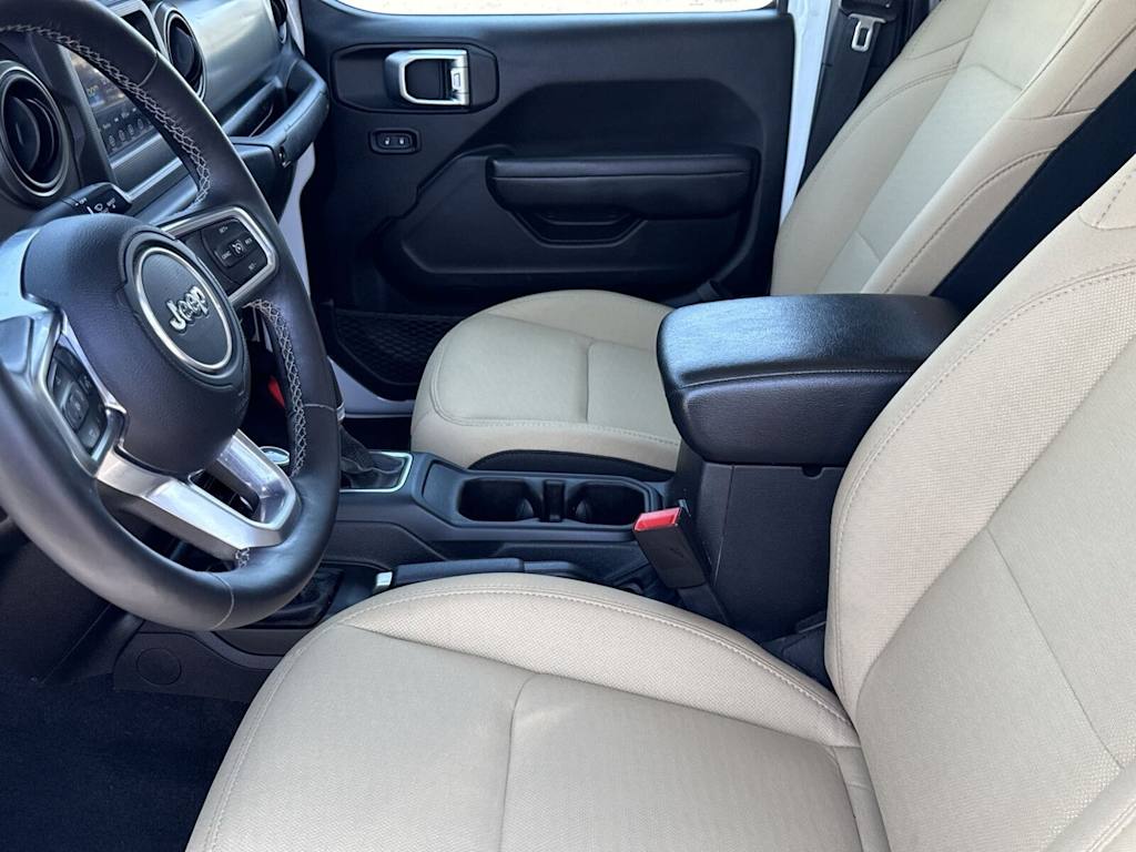 Thumbnail: 2020 Jeep Gladiator - 9