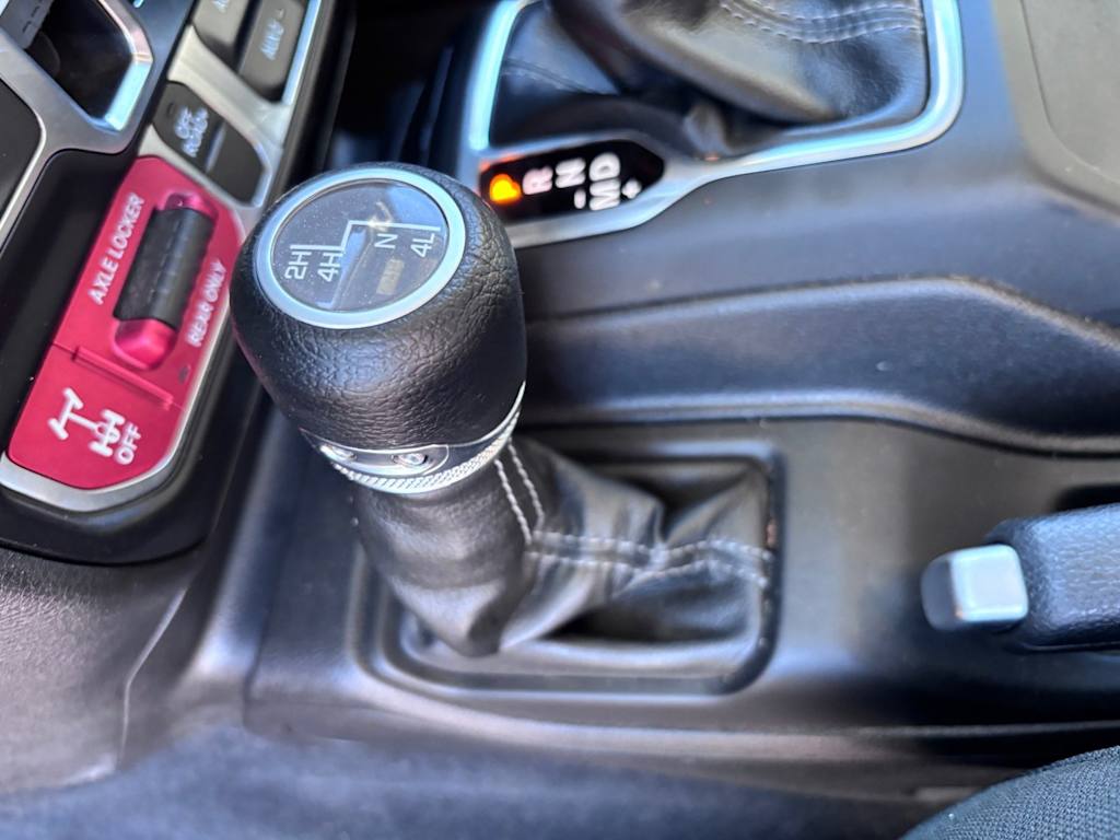 Thumbnail: 2026 Jeep Gladiator - 7