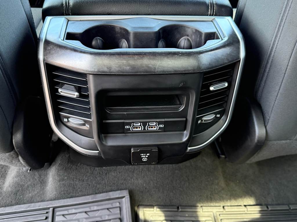2021 RAM 1500 Big Horn 33