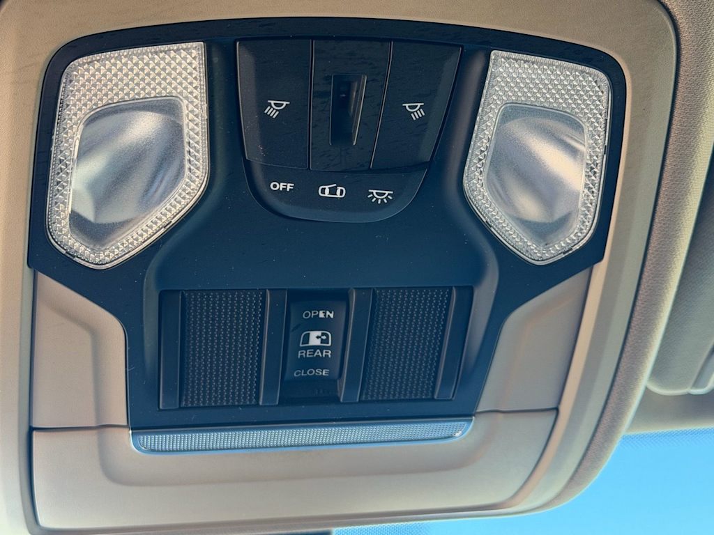 Thumbnail: 2019 RAM 1500 - 18