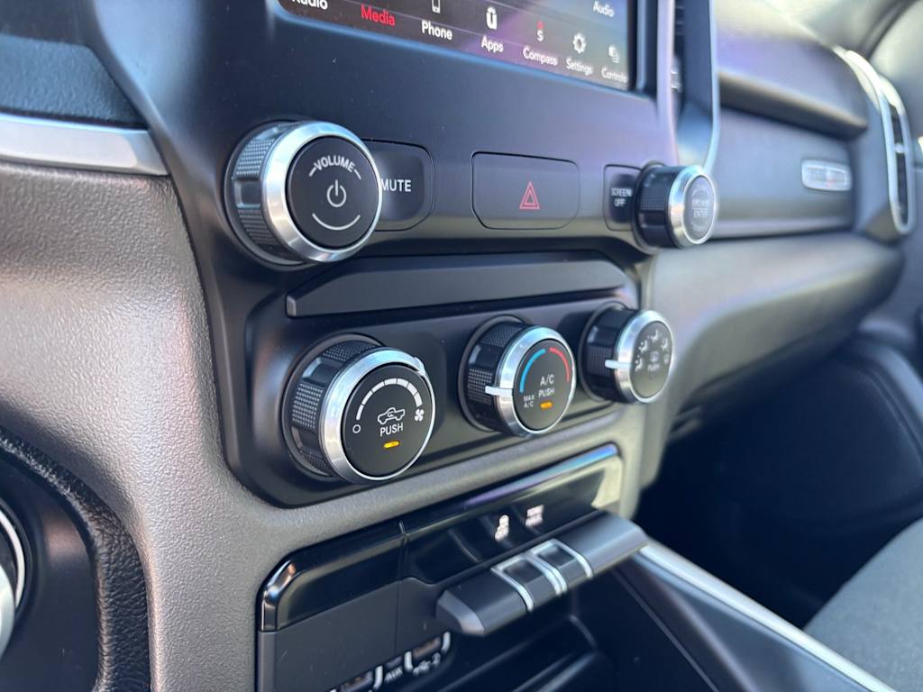 Thumbnail: 2020 RAM 1500 - 23