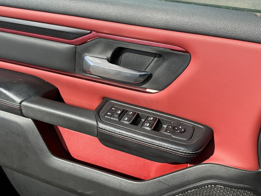 Thumbnail: 2025 RAM 1500 - 5