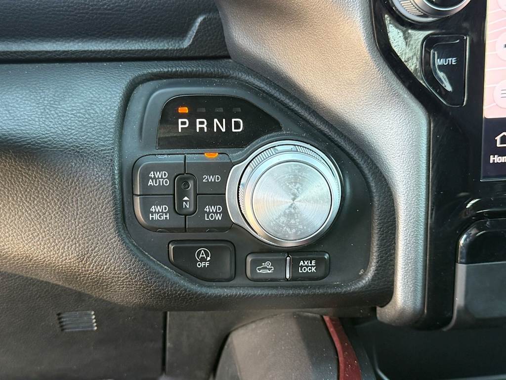 Thumbnail: 2025 RAM 1500 - 30
