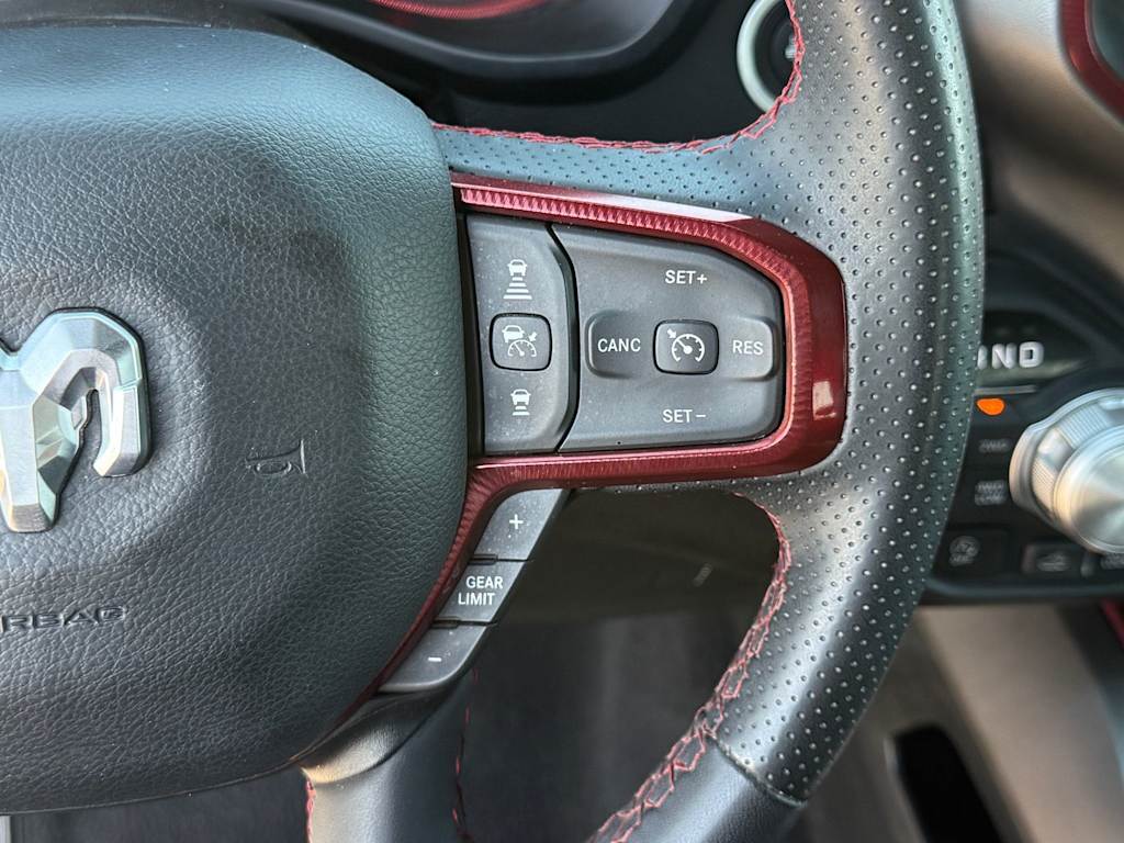 Thumbnail: 2025 RAM 1500 - 25