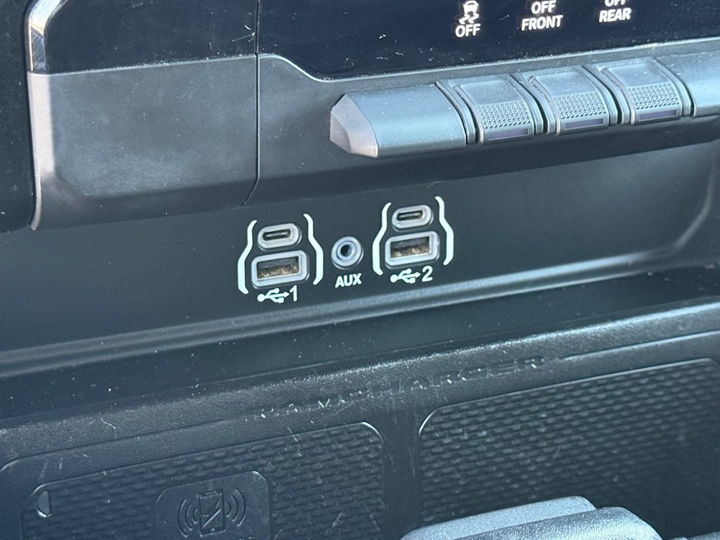 Thumbnail: 2025 RAM 1500 - 7