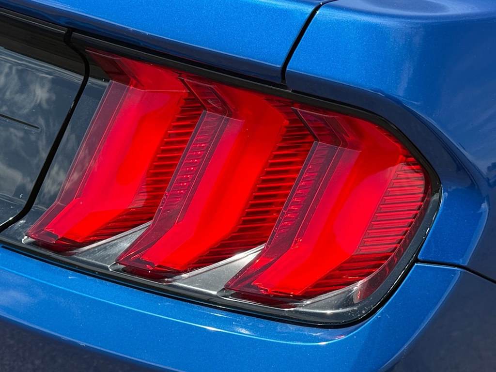 Thumbnail: 2018 Ford Mustang - 15