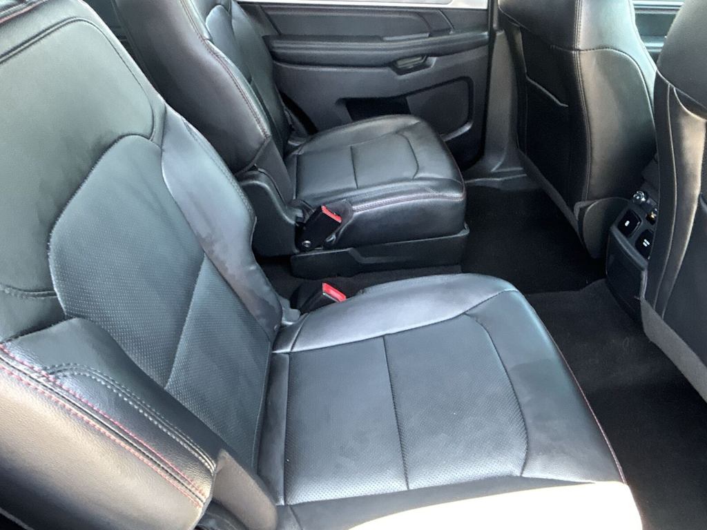 Image 10 of 2019 Ford Explorer