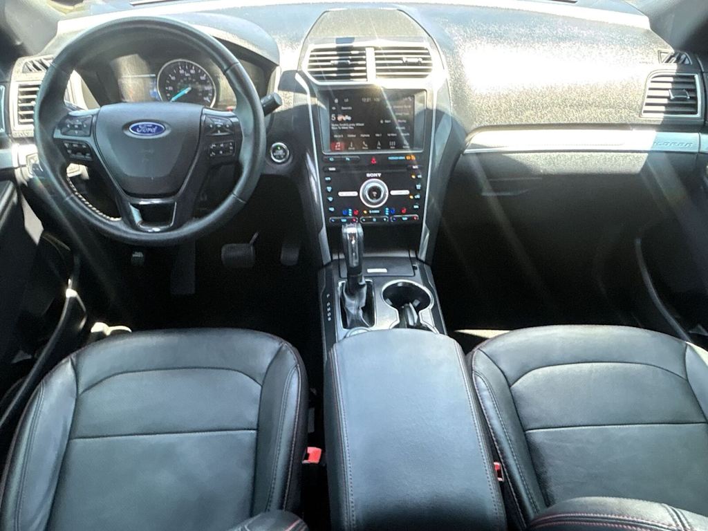 Image 9 of 2019 Ford Explorer
