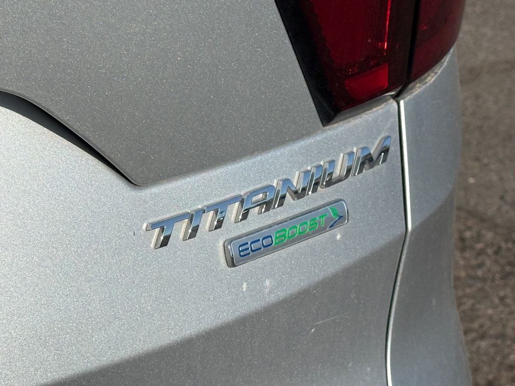 Thumbnail: 2019 Ford Escape - 19