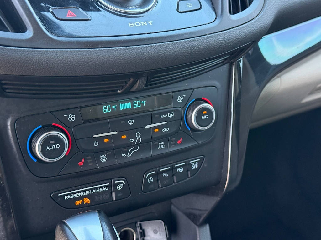 Thumbnail: 2019 Ford Escape - 24