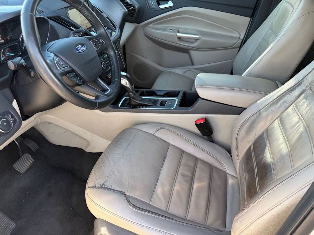 Thumbnail: 2019 Ford Escape - 8